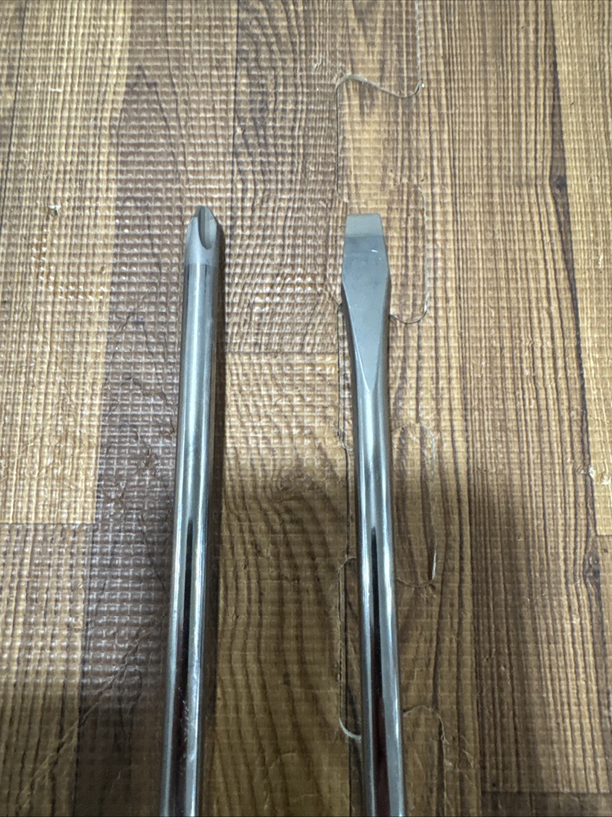Snap-on Tools HI VIZ 5/16″ Tip And No 3 Phillips Soft Grip Flat Head Screwdriver