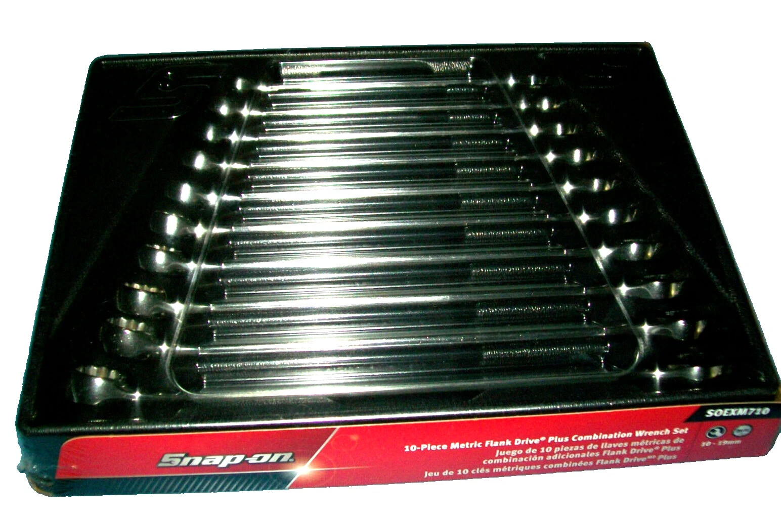 Snap-On 10-piece metric flank drive plus combination wrench set 10-19mm soexm710