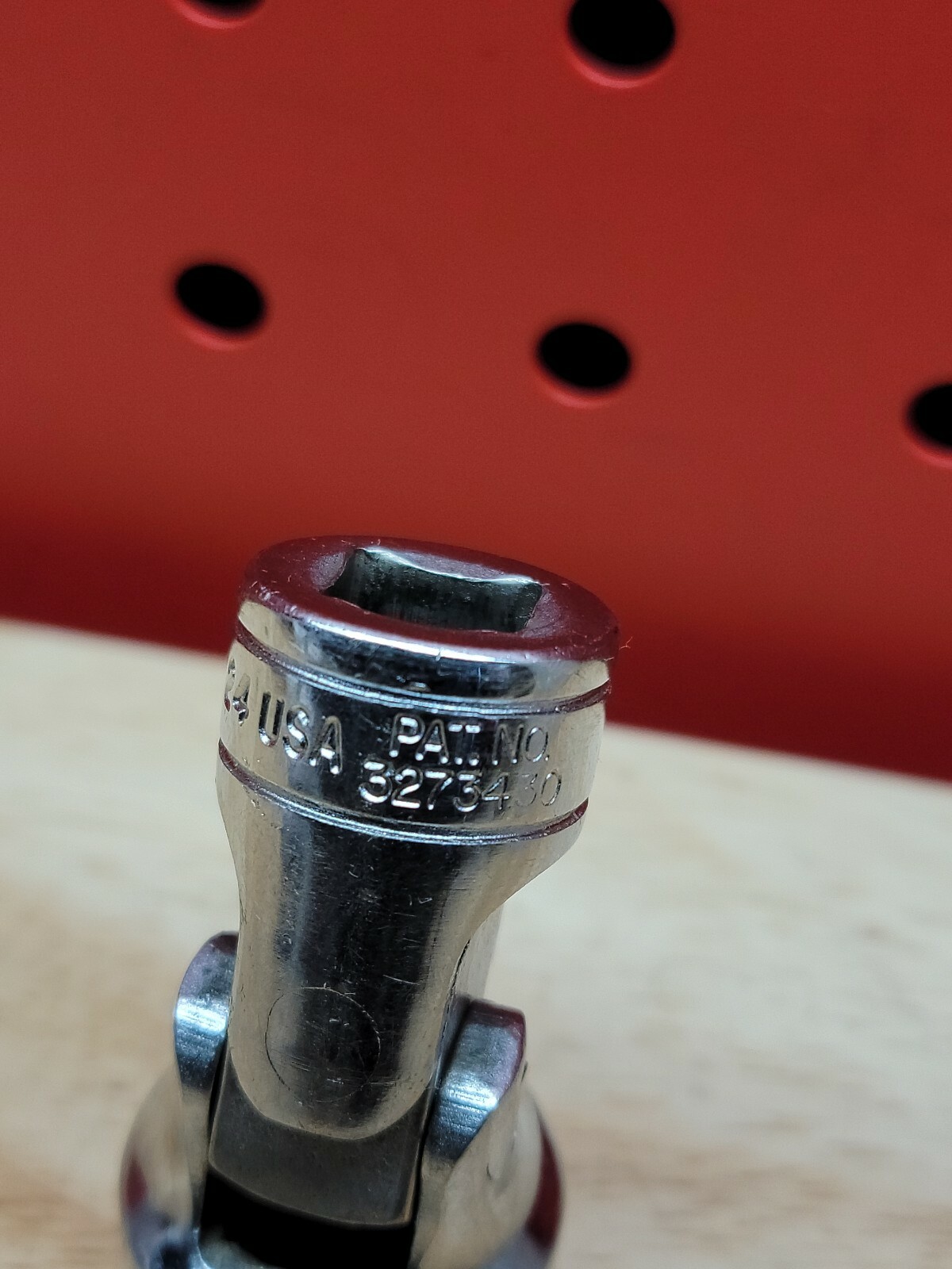 Snap-on Tools FS24 3/4″ 6 Point 3/8″ Drive Swivel Universal Flex Shallow Socket