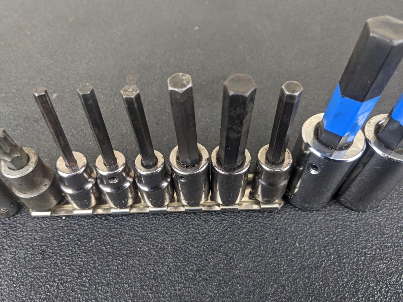 #ax279 Armstrong USA 1/4″ 3/8″ 1/2″ Drive Torx & Hex Drive Socket Set GMTK