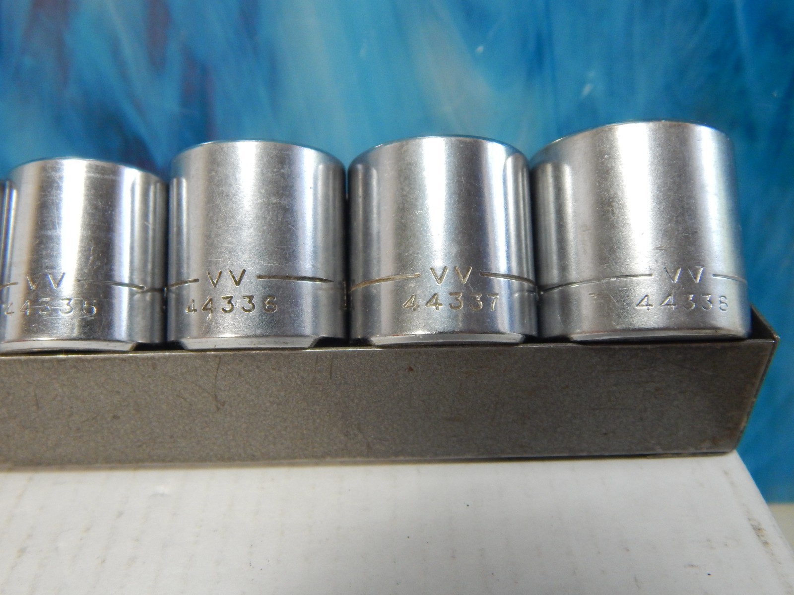 Vtg Craftsman V Series 3/8” Dr 12pt Socket Set 8 Pc 3/8”-13/16″ Metal Carry Tray
