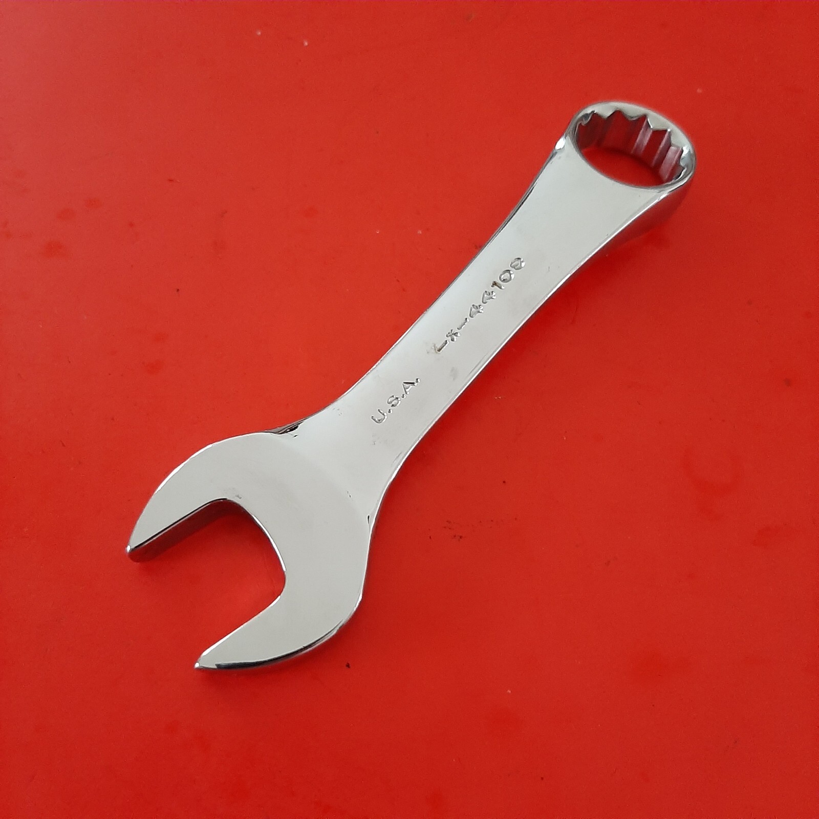 Craftsman Professional Tools USA 3/4″ Stubby Combination Wrench 12 Point 44109