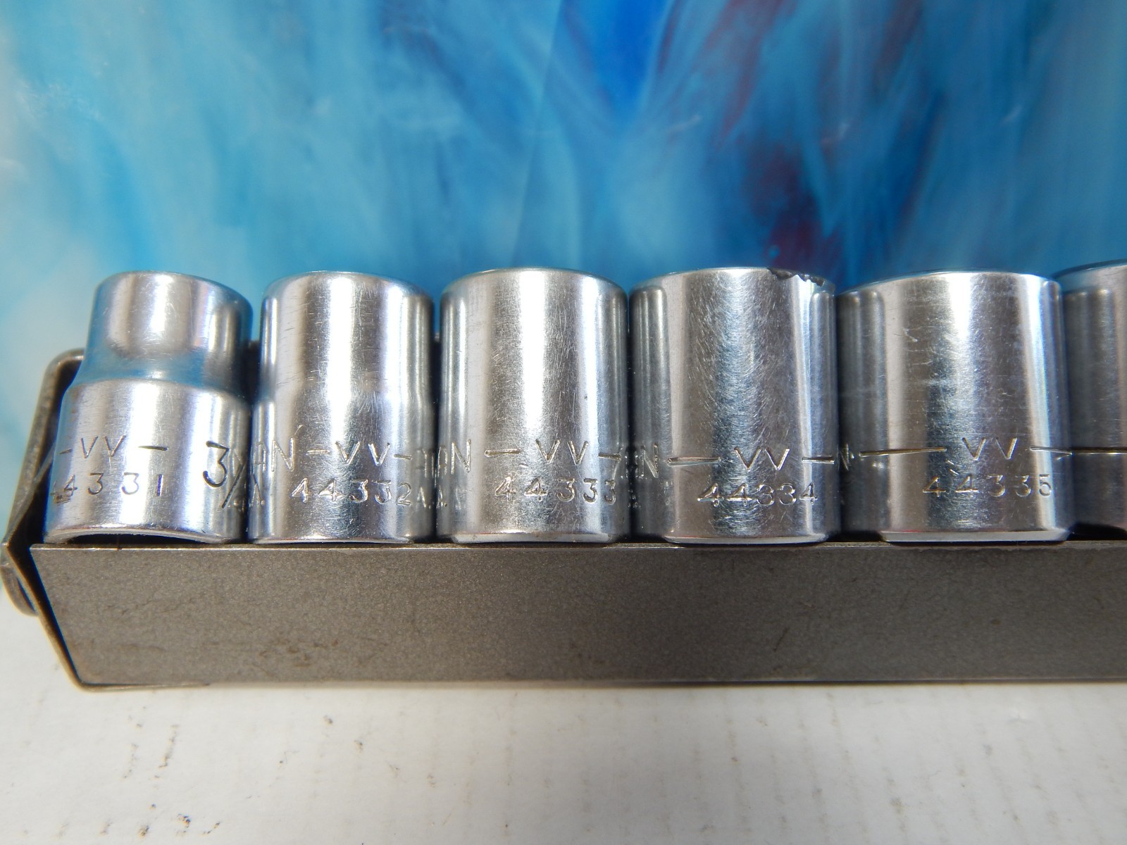 Vtg Craftsman V Series 3/8” Dr 12pt Socket Set 8 Pc 3/8”-13/16″ Metal Carry Tray