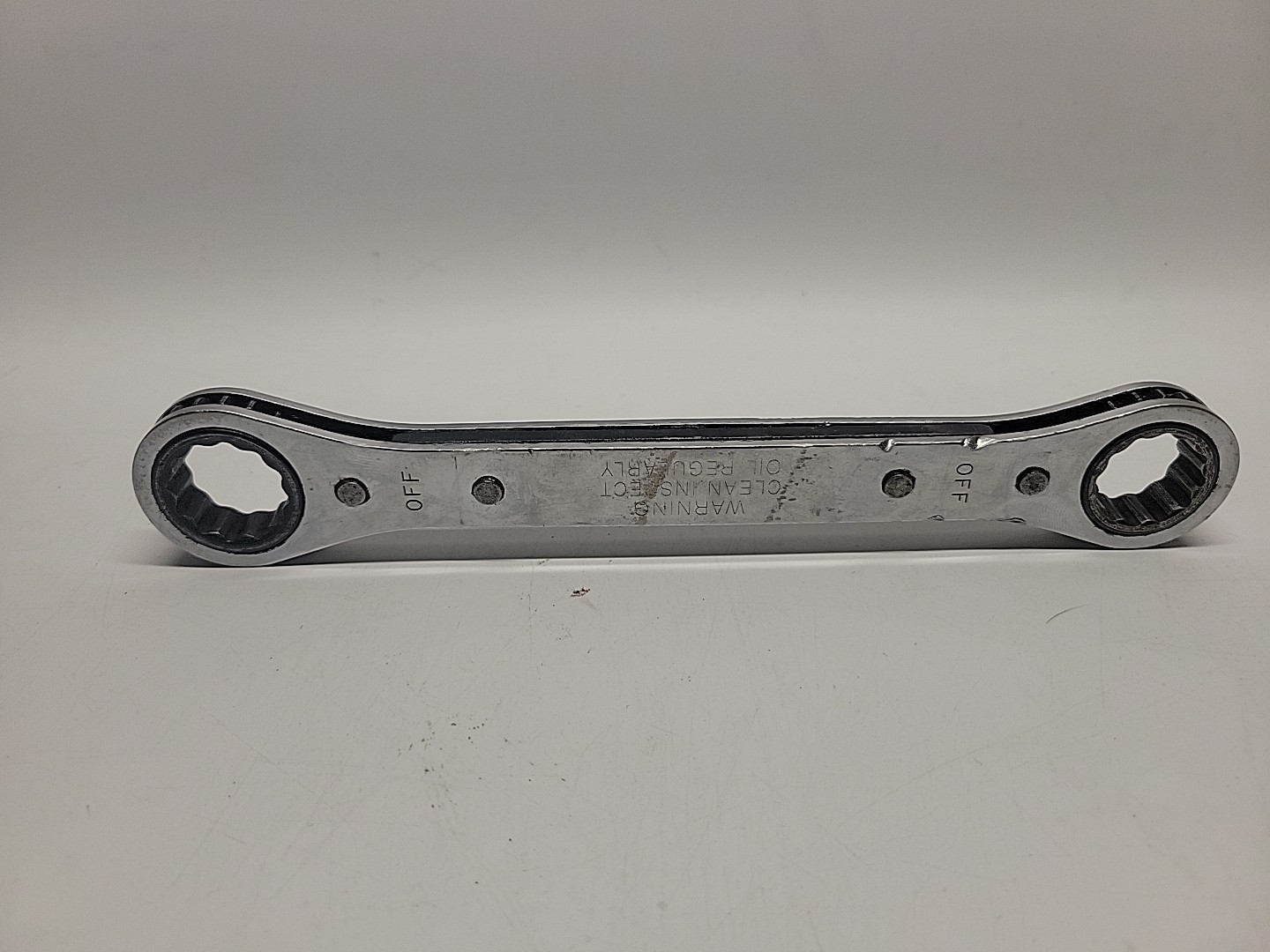 R-2426/A, 3/4″ X 13/16″ Box – End Ratcheting Wrench, 8.6″ Long, 12 Point.