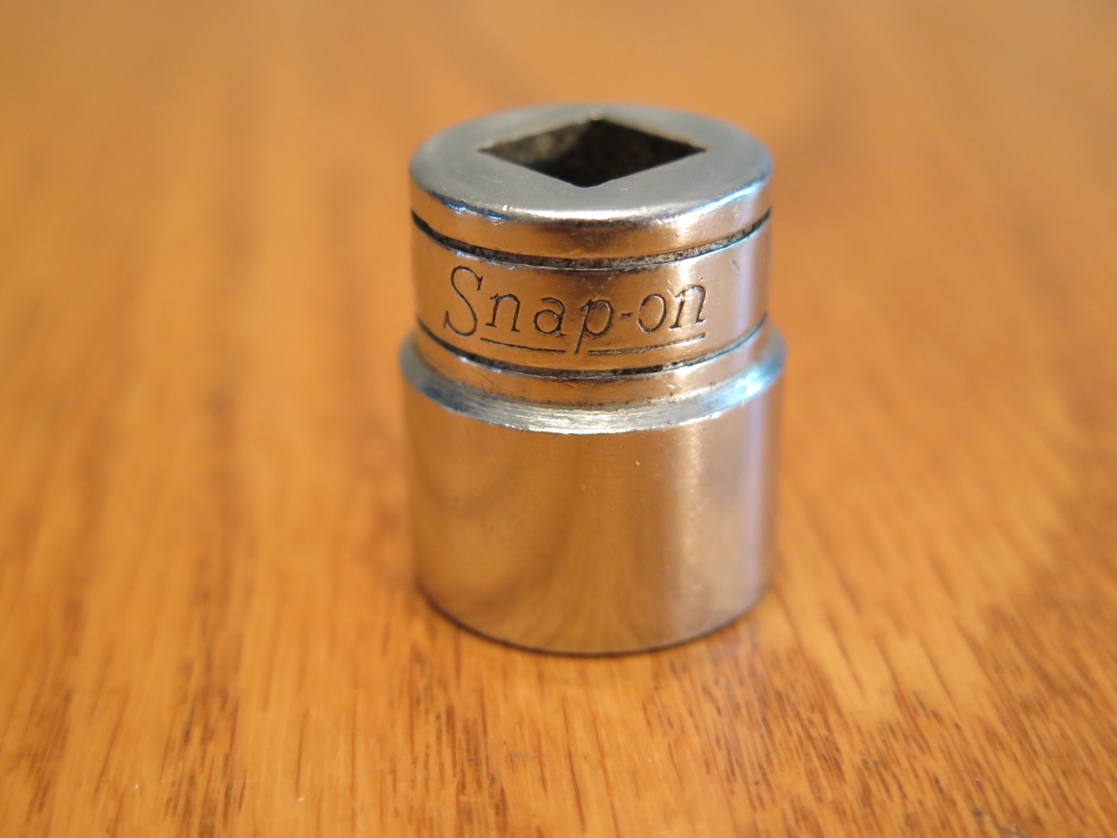Snap-on F221 11/16″ Shallow Socket 3/8″ Drive 12pt SAE Chrome USA Snap On Tools