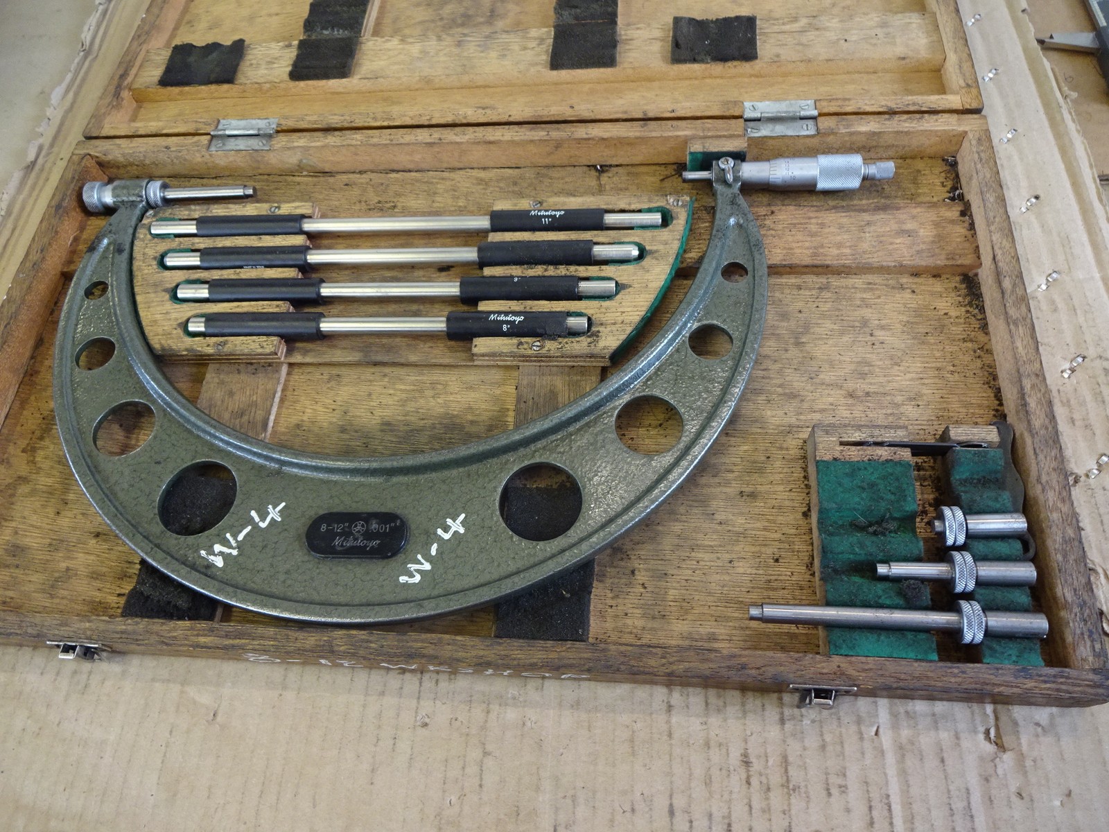 8″ – 12″ Mitutoyo micrometer