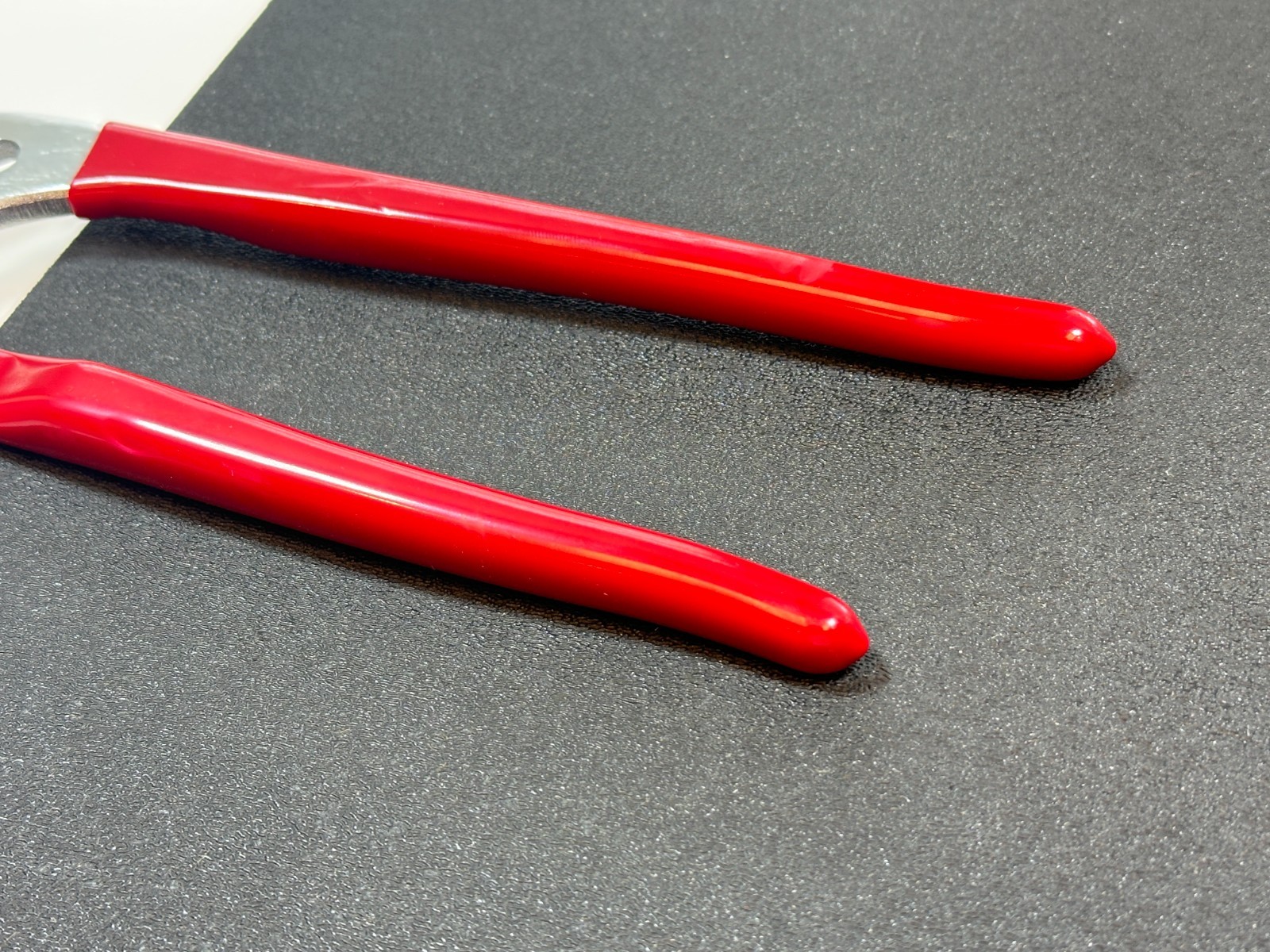 KAL Tools Japan KAL-240 Slip Joint Tongue & Groove Pliers 10″ Long Red Grip, NOS