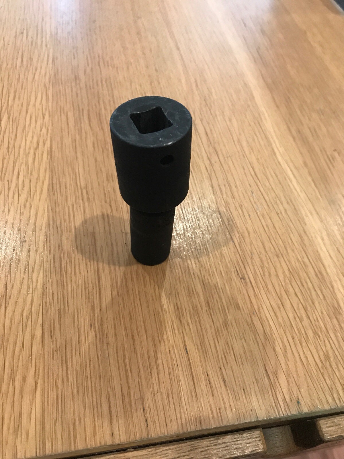 Mac Tools VUPD18G 1/2” Deep Impact Standard Flexible 6 Pt Socket 9/16”