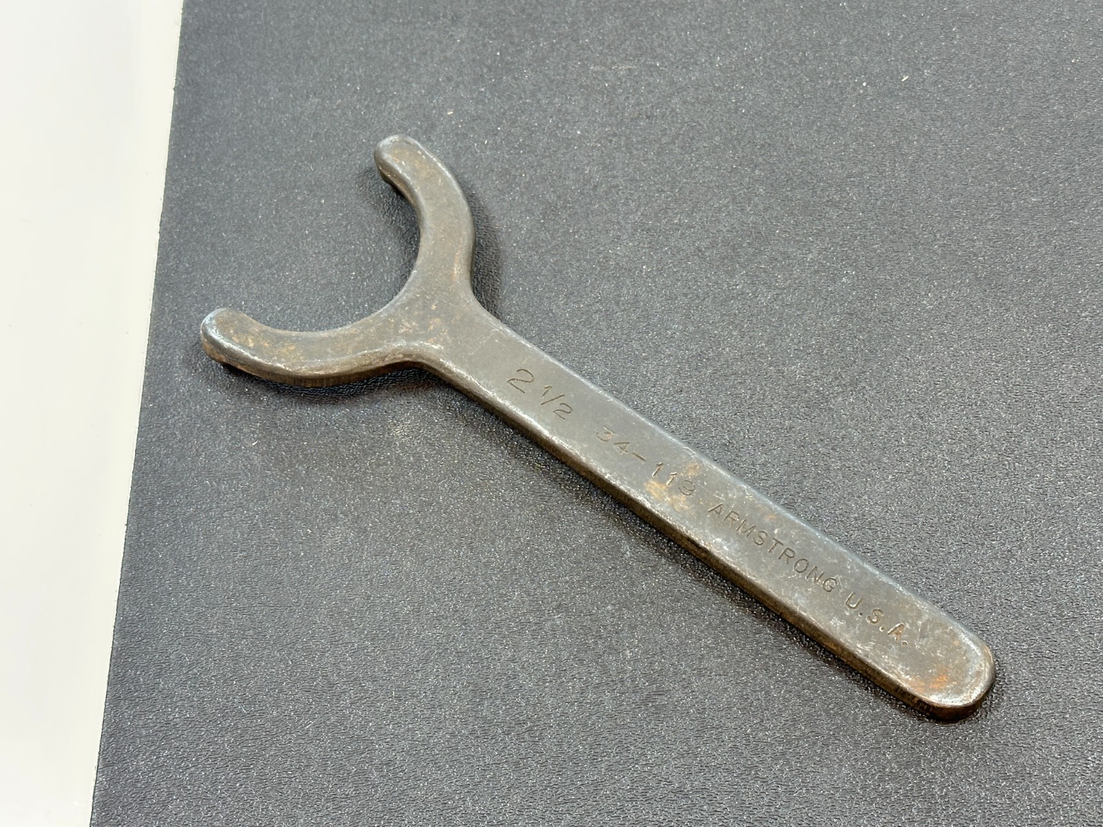 Armstrong Tools USA 34-119 2-1/2″ SAE Face Double Pin Spanner Wrench, Black, NOS