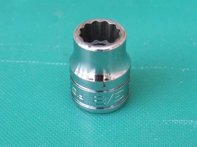 SNAP ON 3/8″ F121 3/8″ DRIVE 12 POINT SAE SHALLOW SOCKET F 121 NEW LOGO 3/8