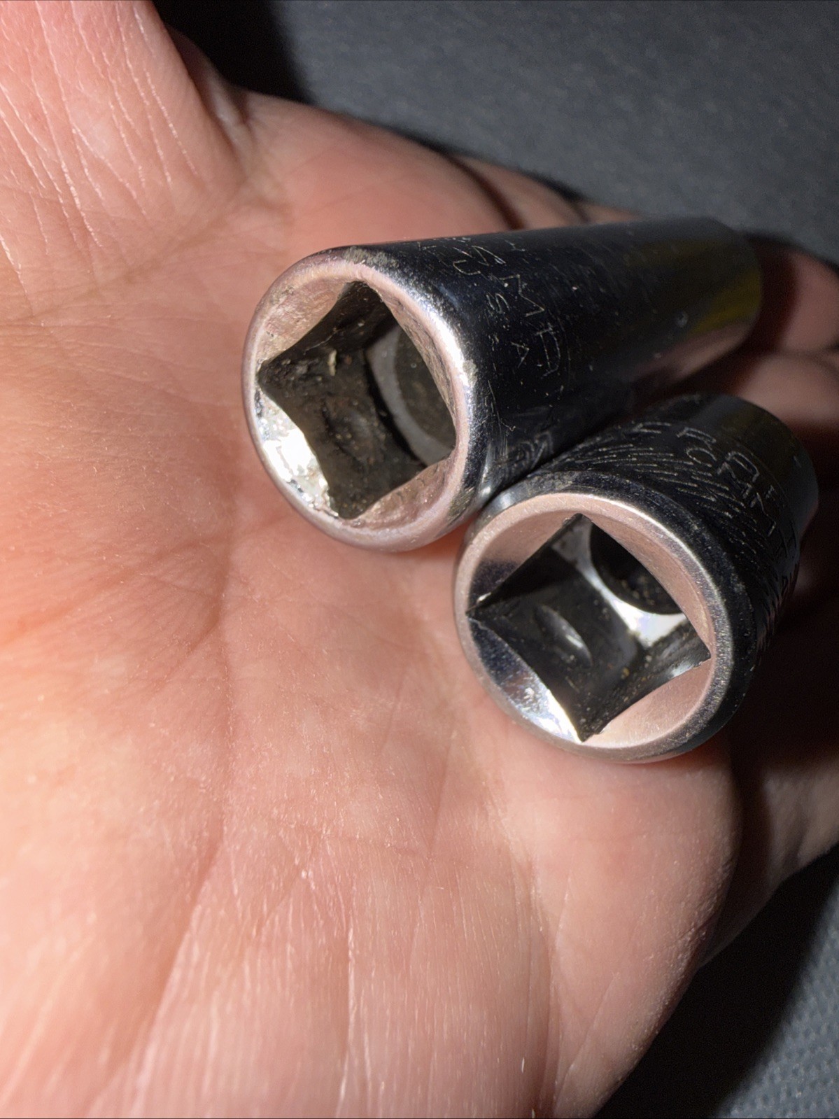2 Craftsman 7/16″ Sockets 6 Point 3/8 Drive -V- 43331 (deep) & CMMT 43002 (reg).