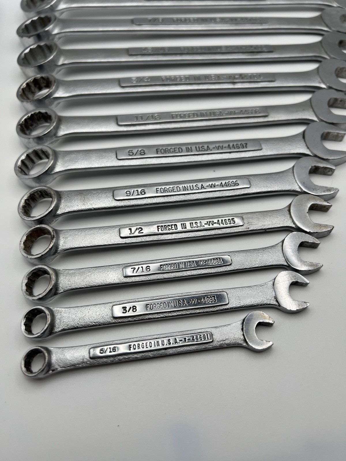 Craftsman 11 Piece SAE Combination Wrench Set -VV- & -V- 12Pt 5/16”-15/16” USA