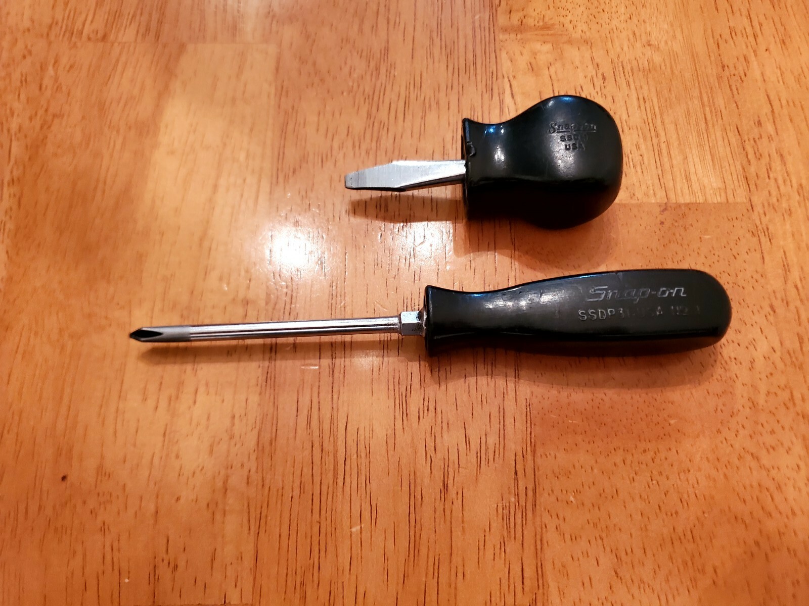Snap On #1 Phillips Midget Flat Head Screwdrivers Black Hard Handles Lot Of 2