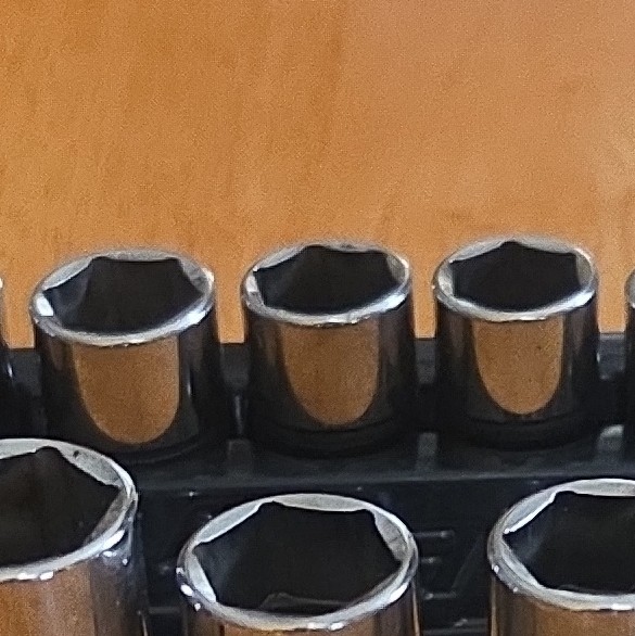 Snap On 3/8 Drive Metric Sockets Deep and Shallow. 8mm-19mm 6 Point