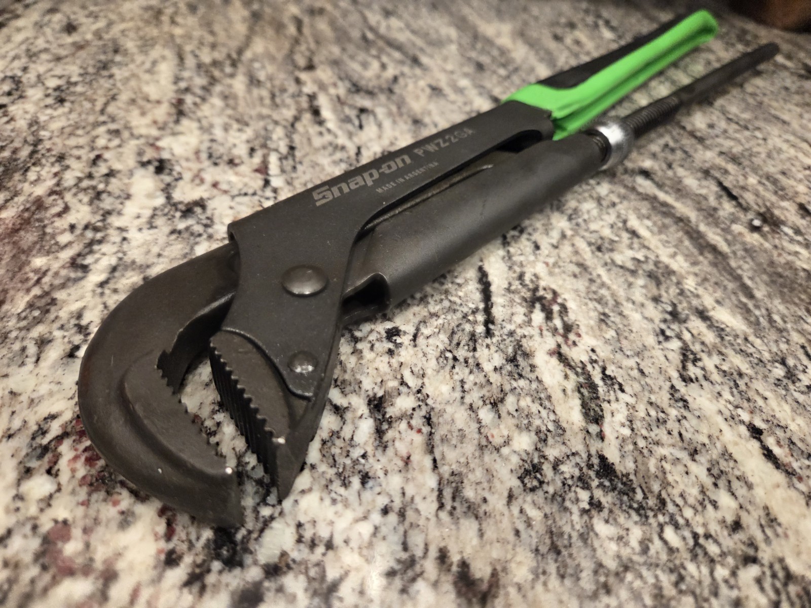 Snapon Tools 17″ Pliers Wrench- GREEN