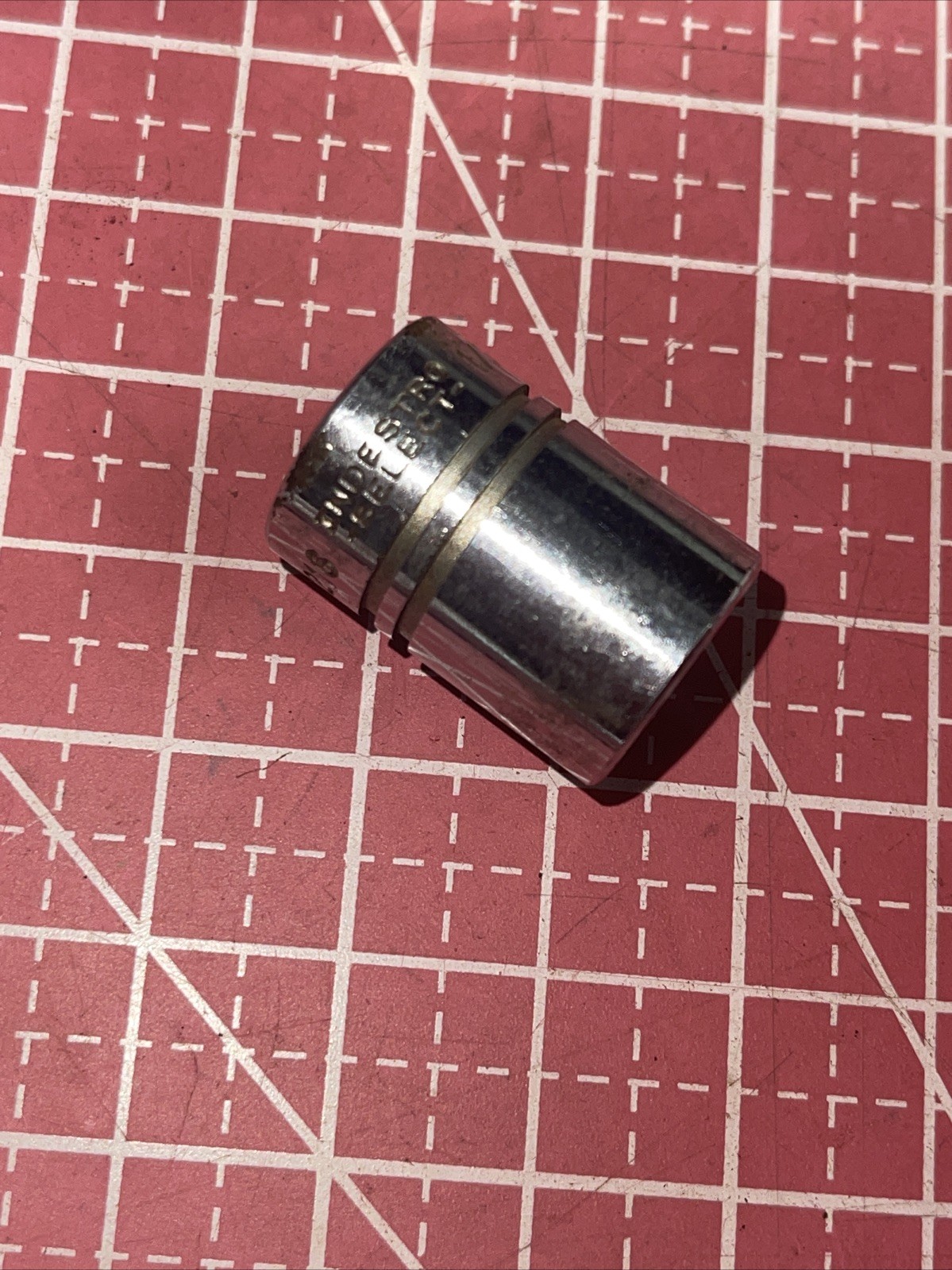 Vintage Indestro USA Super No 2775 3/8 Drive Ratchet 3/8” + 3 Sockets 1/2 5/8