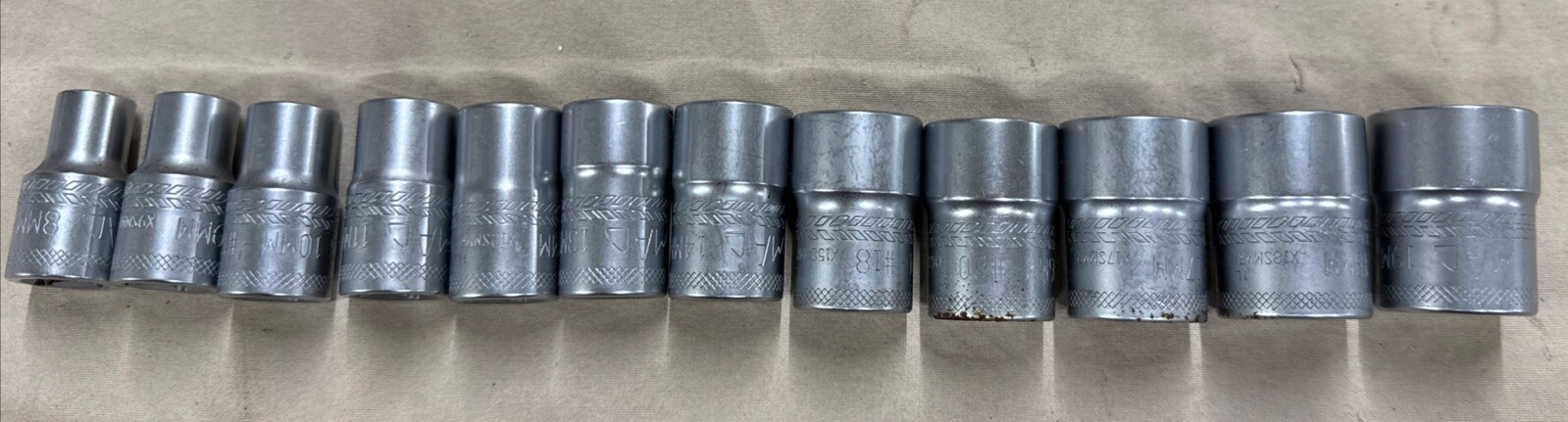 MAC Tools SPLINE Hex Metric 8mm-19mm 3/8″ DR Set Lot Socket Shallow Spherical