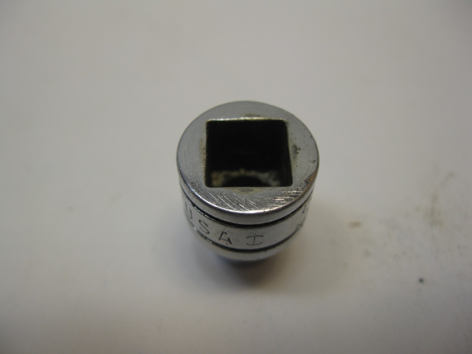 Snap-on tools USA 3/8″ drive 1/4 SAE 6 point SAE Shallow Socket FS-081