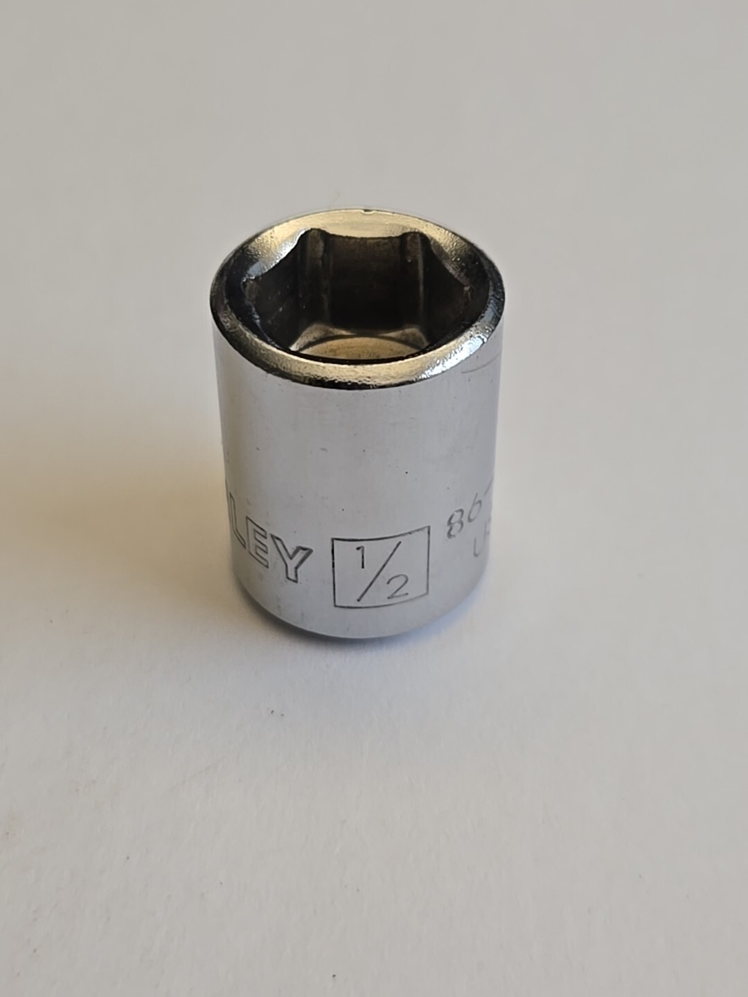 Stanley 1/2″ 6pt Socket 3/8″ Drive 86-264 Made in USA