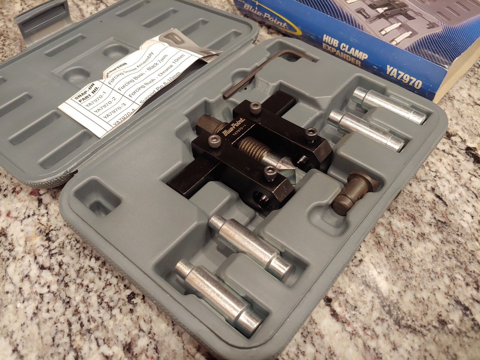 Blue Point By Snap-on Tools Hub Clamp Expander