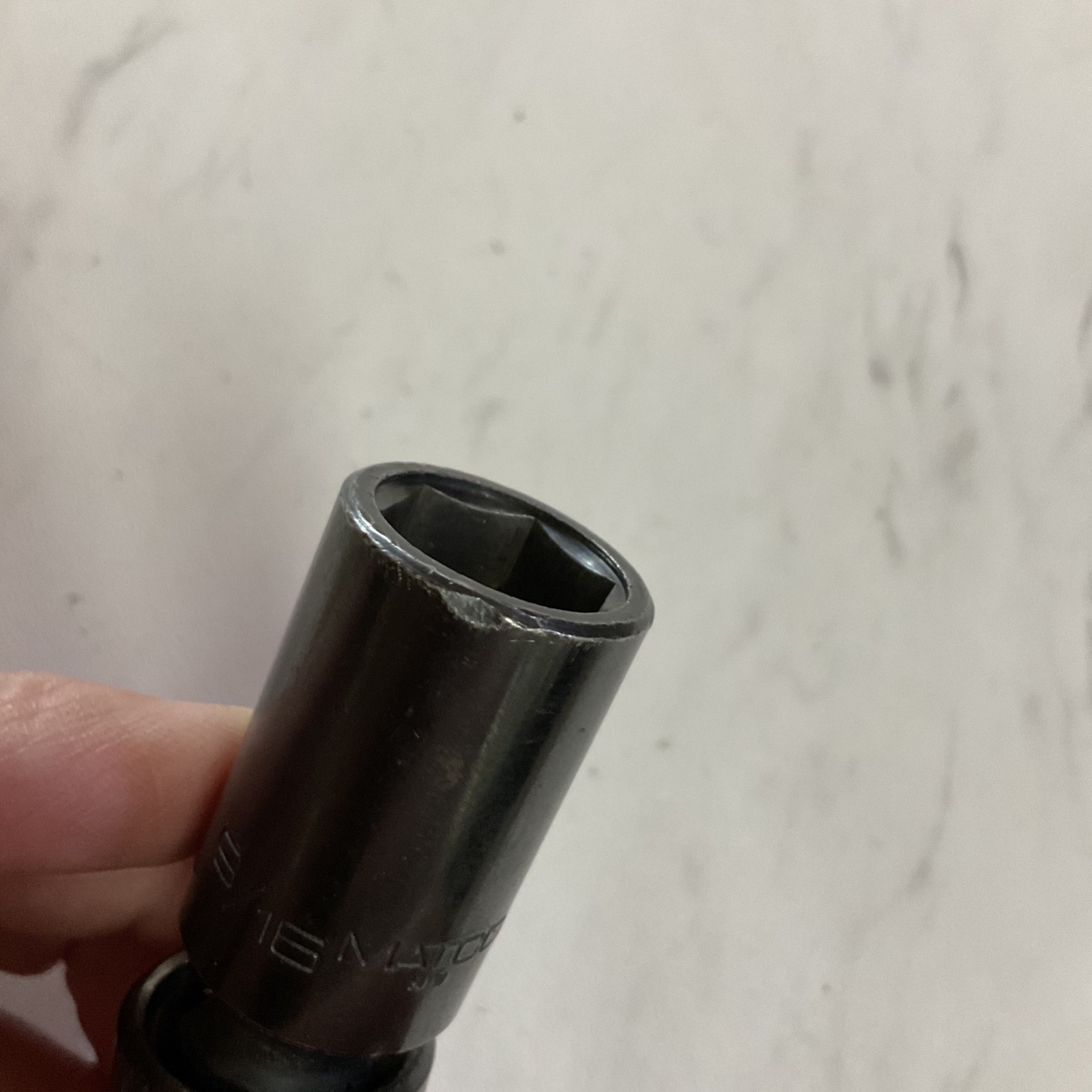 Matco 9/16″ Deep Swivel Universal Impact Socket 3/8″ Drive 6 Point BDUP186