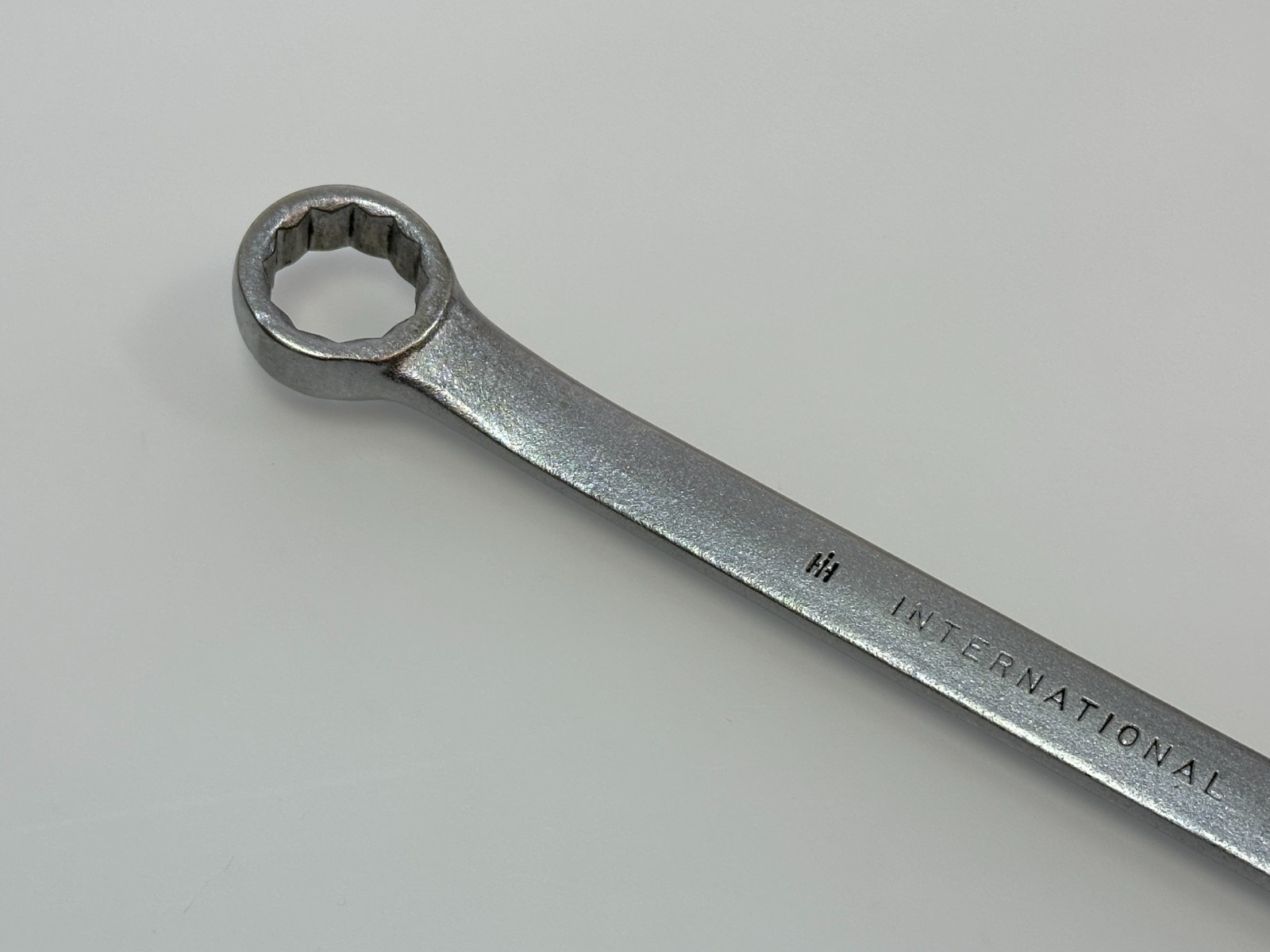 International Harvester IH USA 999439R1 SAE 5/8” Combination Wrench 12 Point