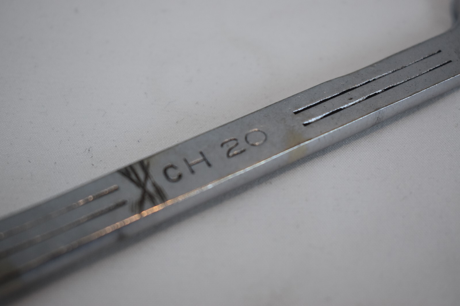 Mac Tools USA CH20 5/8″ SAE Combination Wrench 6 point Chrome Finish
