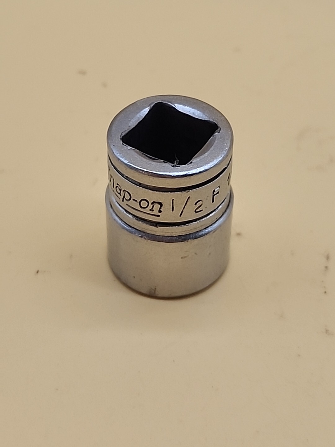 Snap-On Tools 3/8″ Drive 12pt 1/2″ SAE Shallow Chrome Socket F161 USA