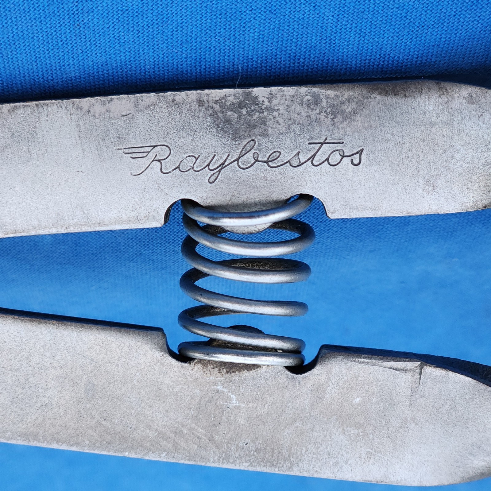Raybestos Flat-tip Pliers for Delco Moraine Brake 4-Piston Install/Remove – used