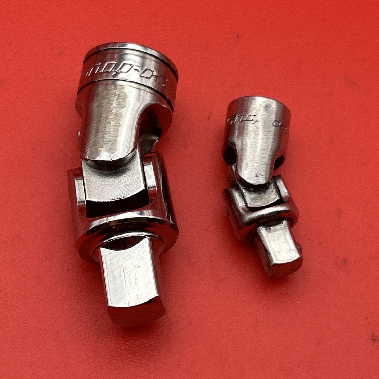 Snap On FU8A, TMU8B Universal Swivel Sockets 1/4″ and 3/8″ Drive