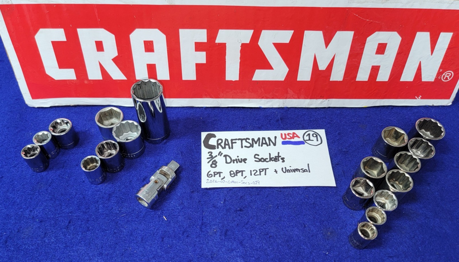 CRAFTSMAN 3/8″ Drive 6PT, 8PT and 12PT METRIC & SAE Sockets (19-pieces) USA