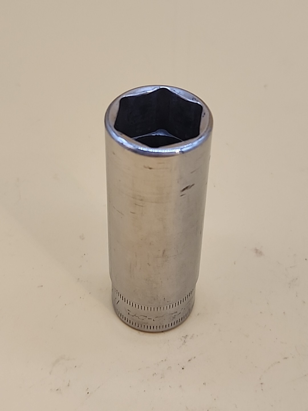 Snap-on Tools Deep Well Chrome Socket 3/8″ Drive 18mm Metric 6-Point SFSM18