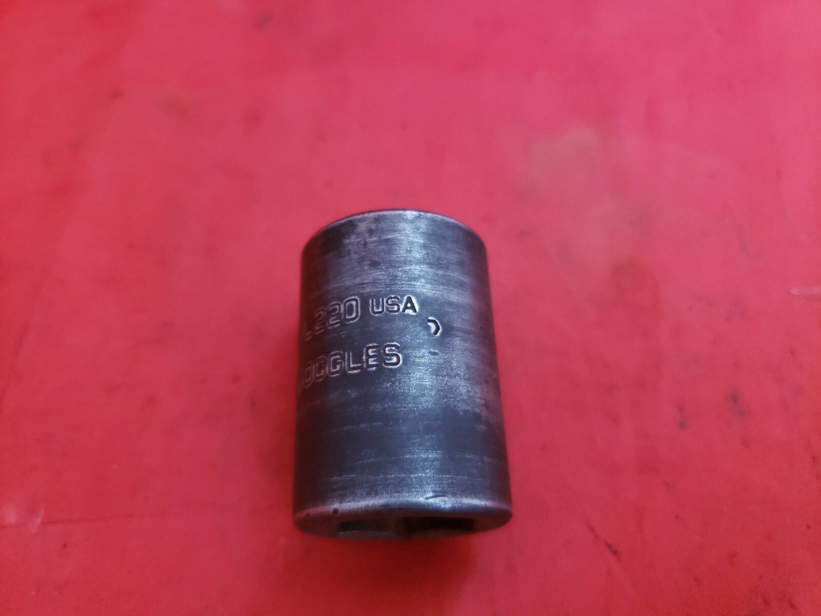 Snap-on New Logo 1/2″ Drive 11/16″ 6 Point Shallow Impact Socket IML220 SAE K16