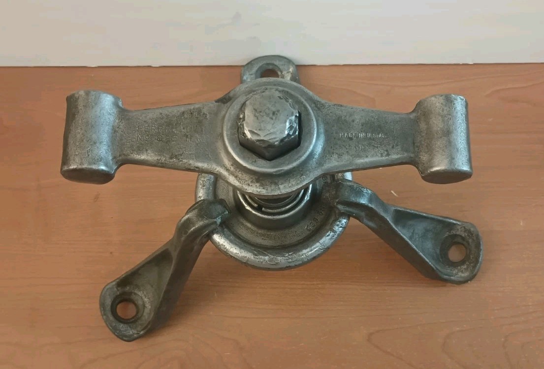 Vintage Herbrand 825 Hub Puller 3 Jaw Wheel Axle Puller Heavy-Duty USA