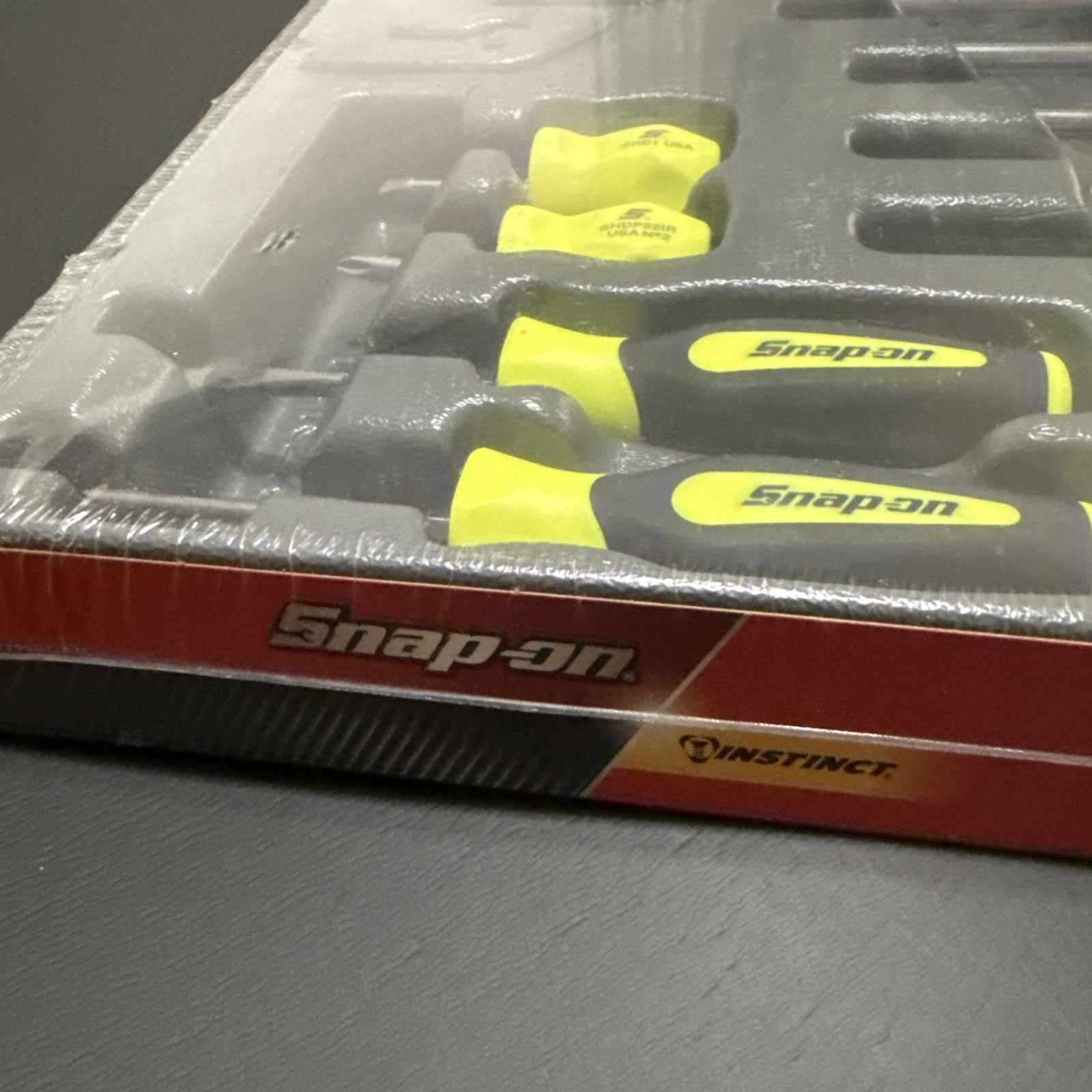 SNAP ON TOOLS USA SGDX120BHV 12pc HI-VIZ YELLOW Soft Grip Combo Screwdriver Set+