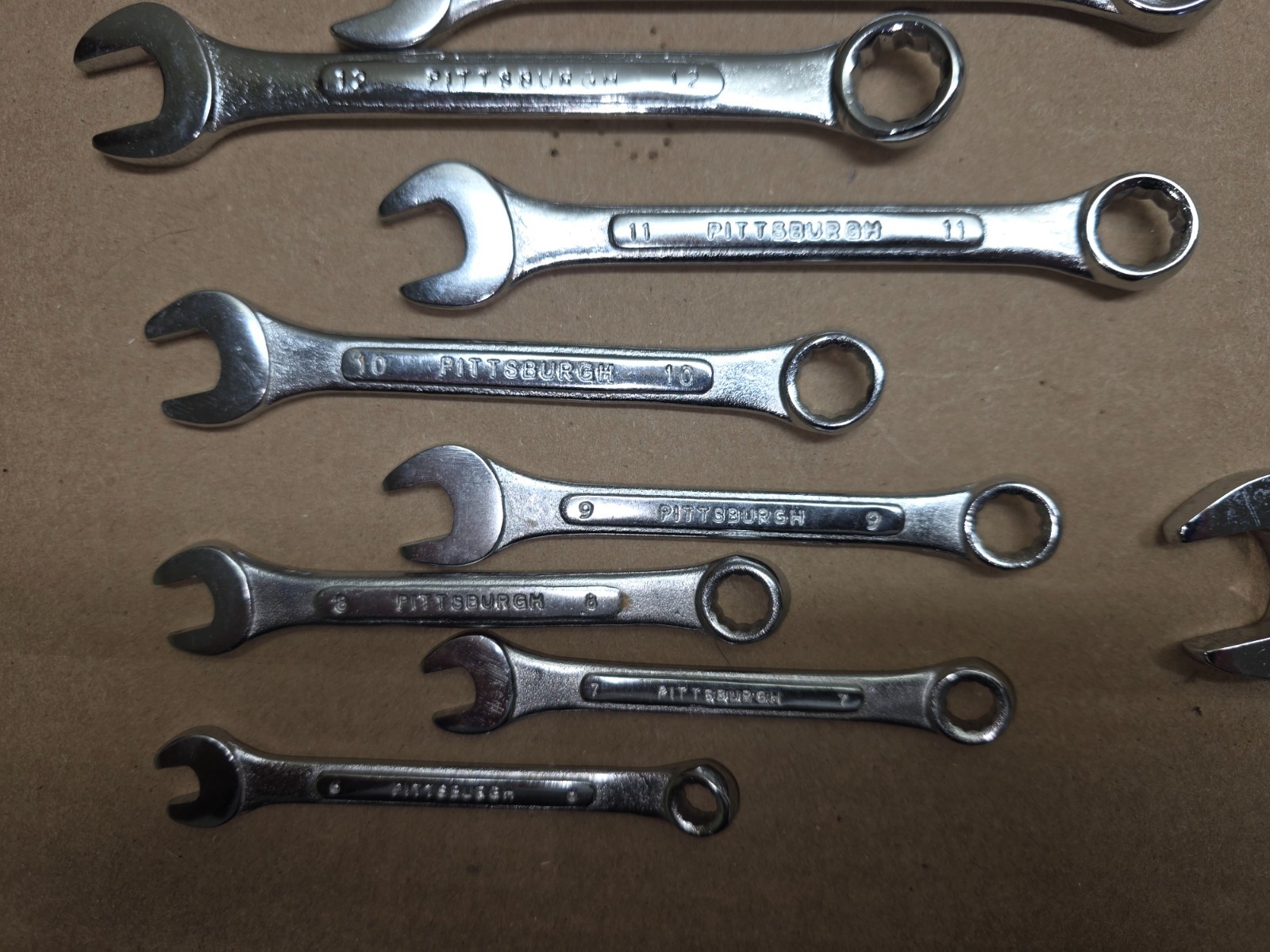 Lot of Pittsburgh Metric Combination Wrench’s – These are not complete sets.