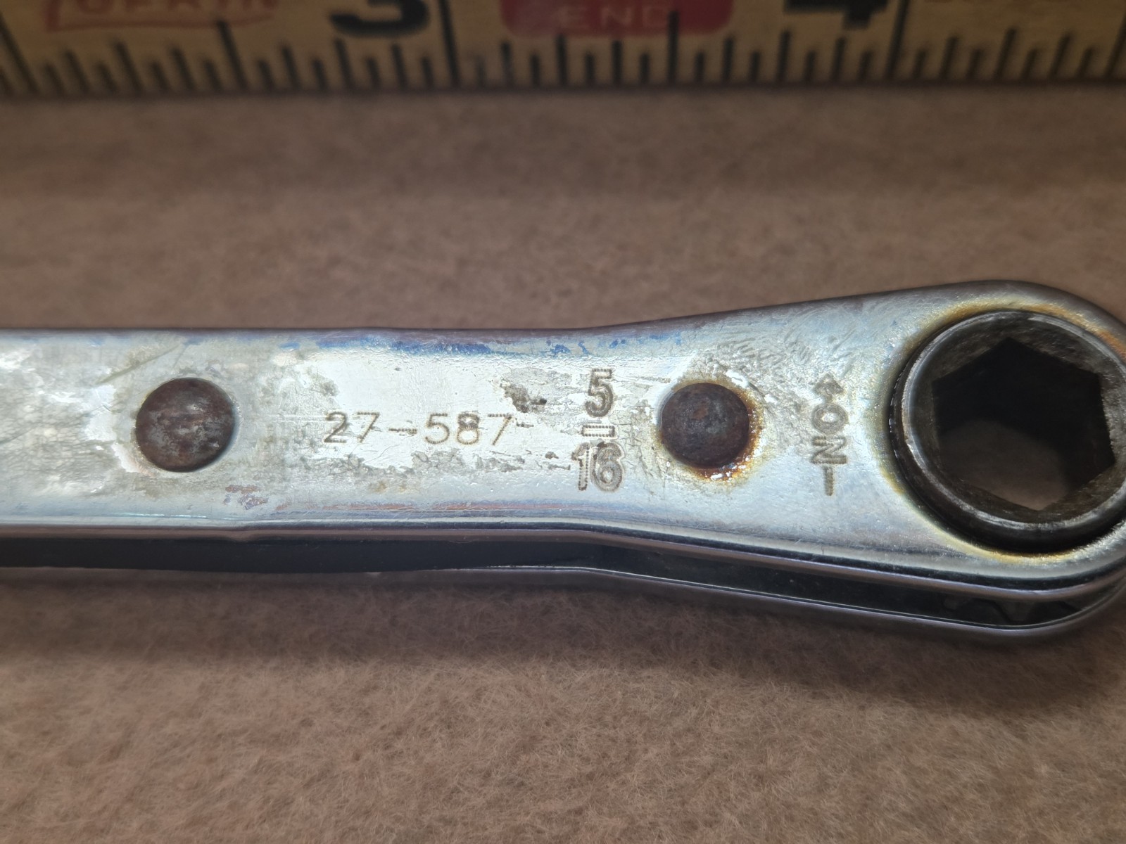 Armstrong USA 1/4″ x 5/16″ Ratcheting Double Box End Wrench 6 Point