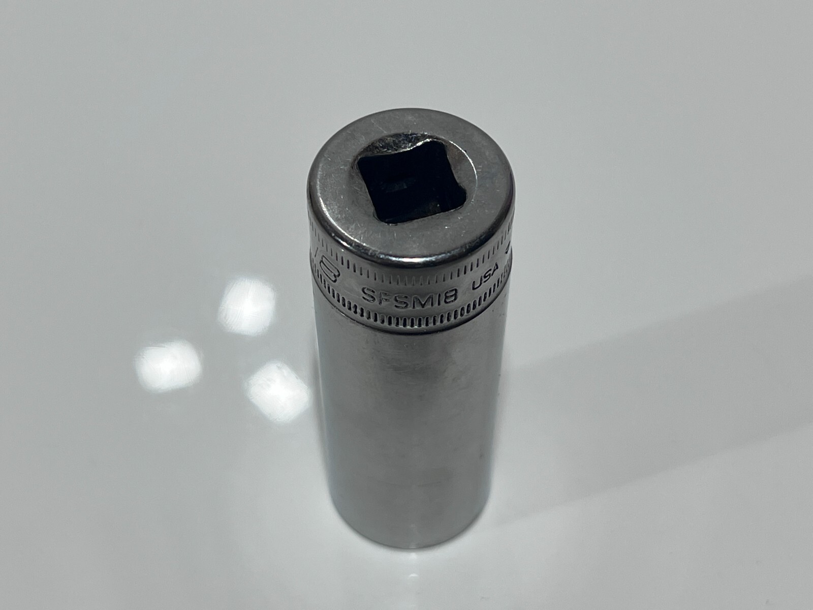 Snap-On Tools USA SFSM18 Metric 18mm Deep Chrome Socket – 3/8″ Drive – 6 Point