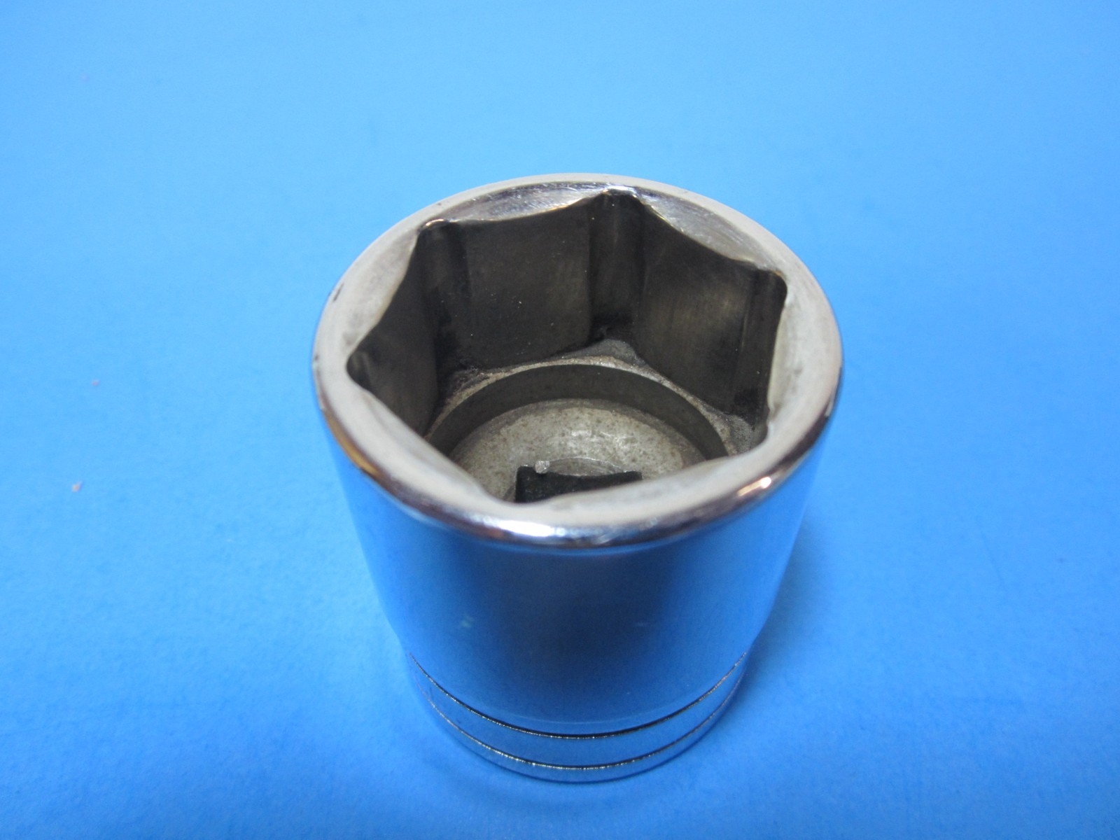 SNAP ON TOOLS TW381, 1/2″-drive 6-point 1-3/16 Shallow Socket * USA *