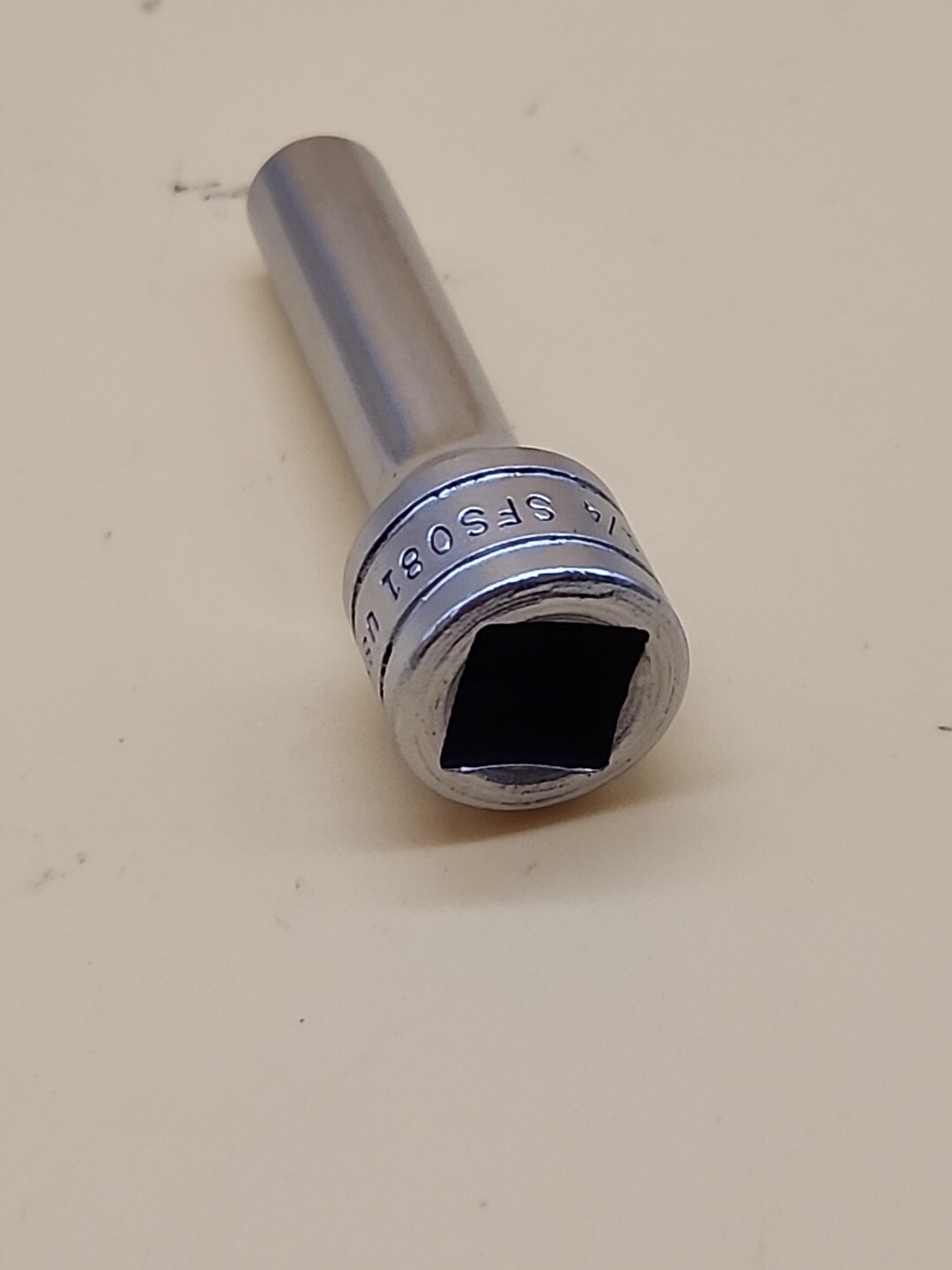 Snap-on Tools Vintage SFS081 1/4″ SAE Flank Drive Deep Socket 3/8″ Dr 6 Pt USA