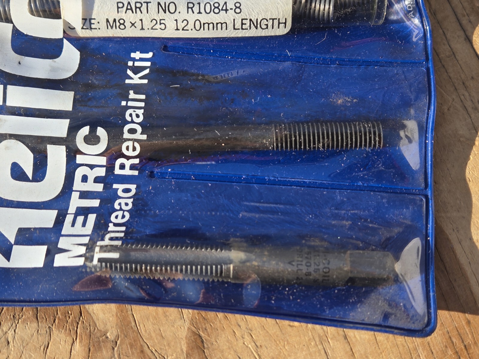 NOS Vintage Helicoil METRIC Thread Repair Kit M8 x 1.25 w/12 Inserts 5546-8 USA