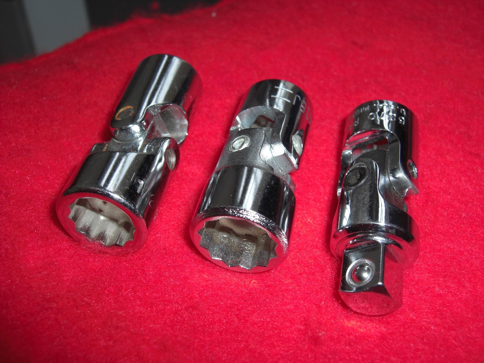 Proto 3/8 dr. universal joint Kal 1/2″ and thorsen 9/16 swivel sockets excellent