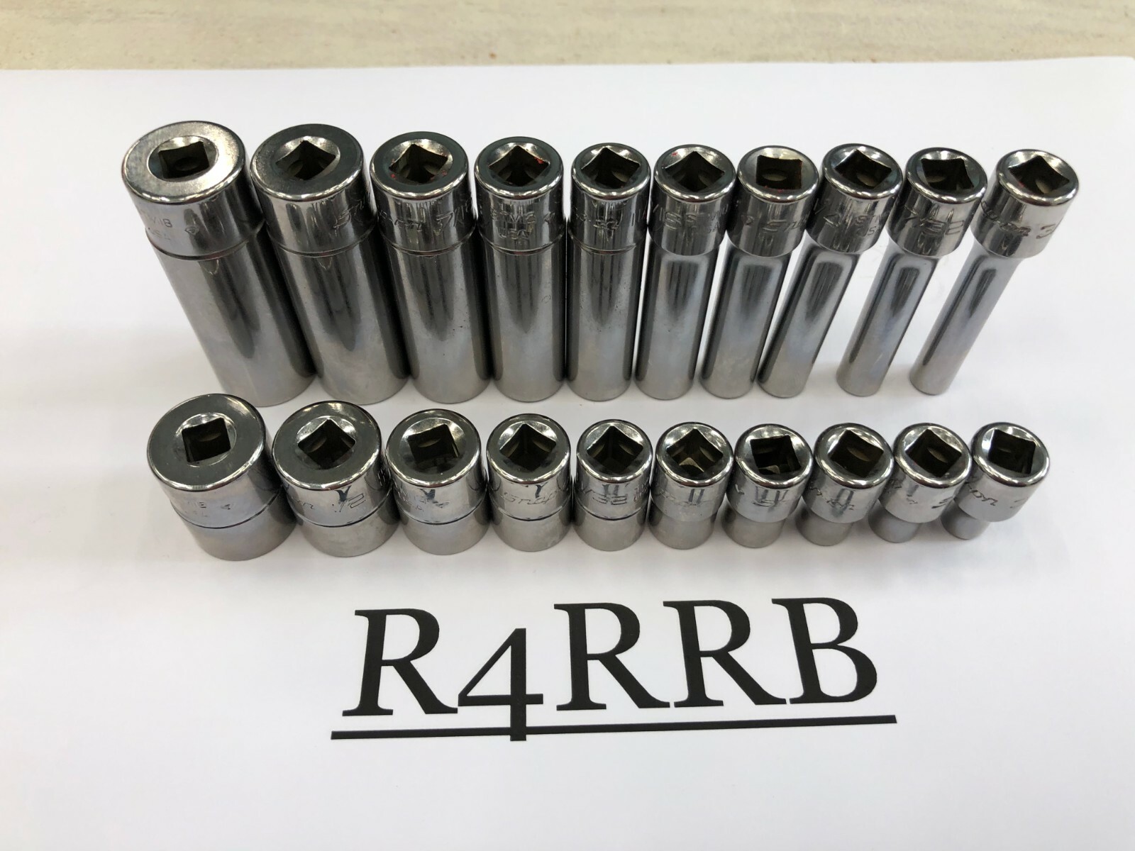Snap-on Tools USA NEW 20pc 1/4″ Drive 6PT SAE Shallow Deep Socket Set 120STTM
