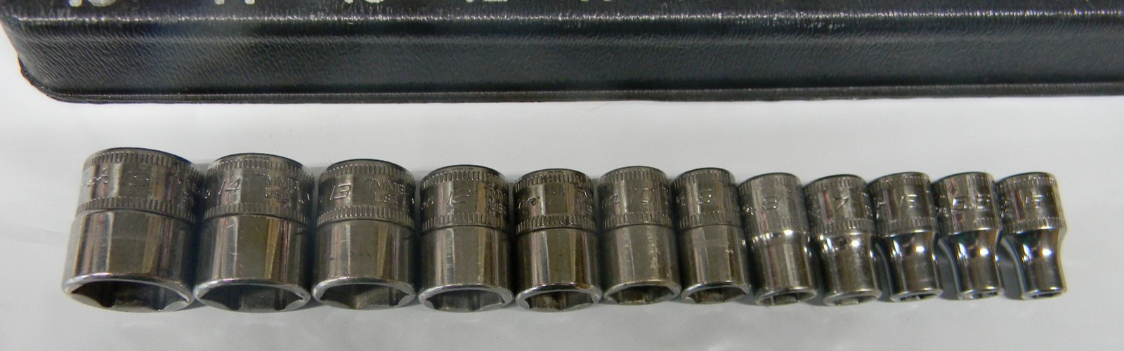SNAP-ON 1/4″ DRIVE 12PC METRIC 6PT SHALLOW SOCKET SET 5-15MM #112TMMY