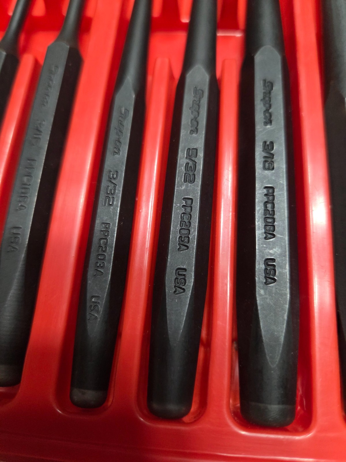 SNAP ON 11 Piece Punch and Chisel Set w/ Plastic Tray. PPC710BK NEW. Missing 1