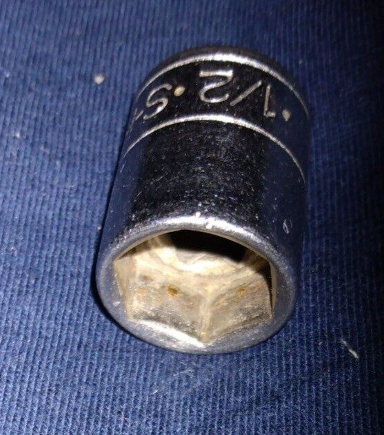 SK TOOLS USA 40118, 1/2″ DRIVE, 9/16″ SOCKET, SHALLOW, 6 POINT.