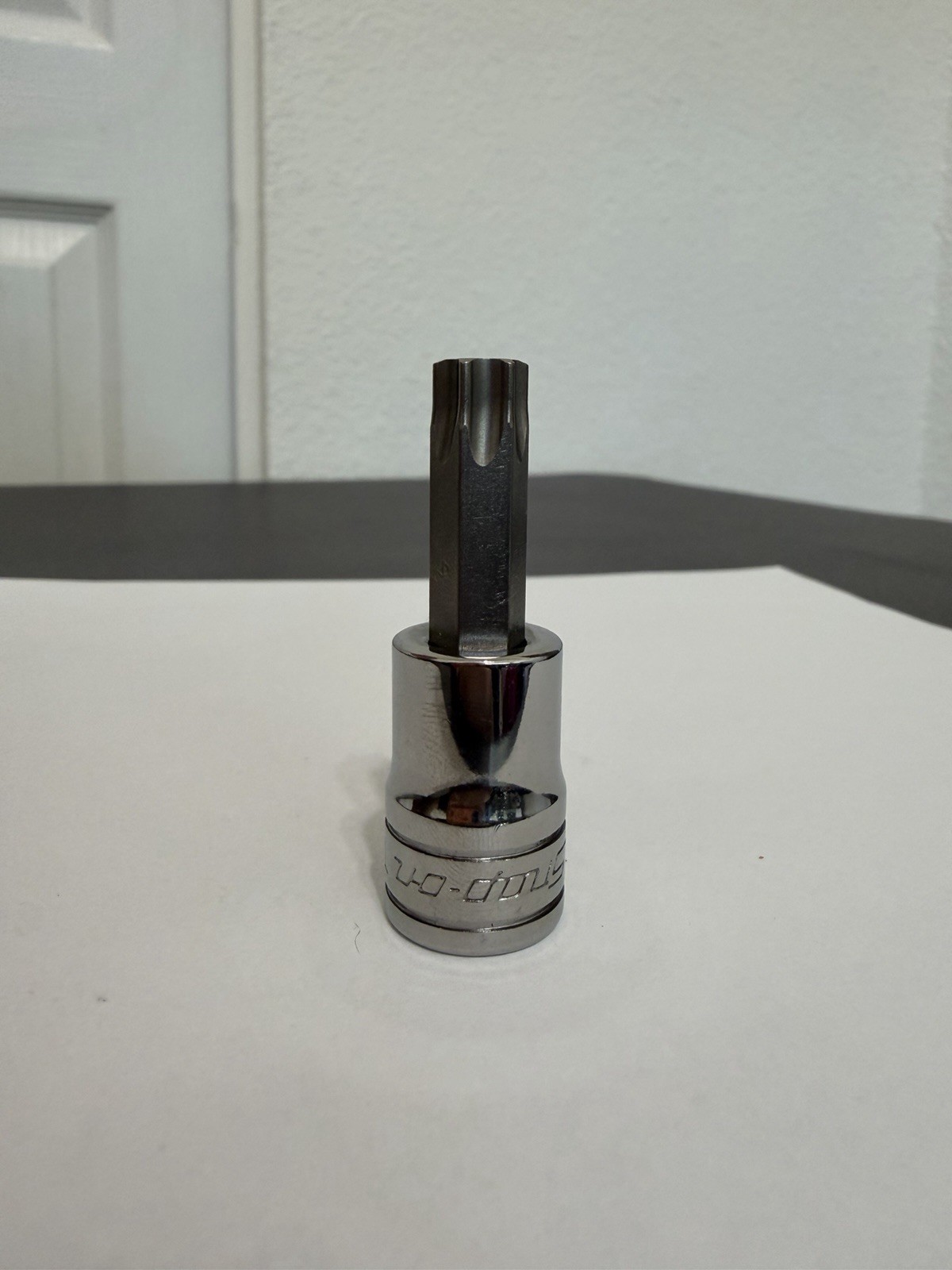 Snap-on Tools USA 3/8″ Drive T50 Torx Standard Bit Socket Driver FTX50E