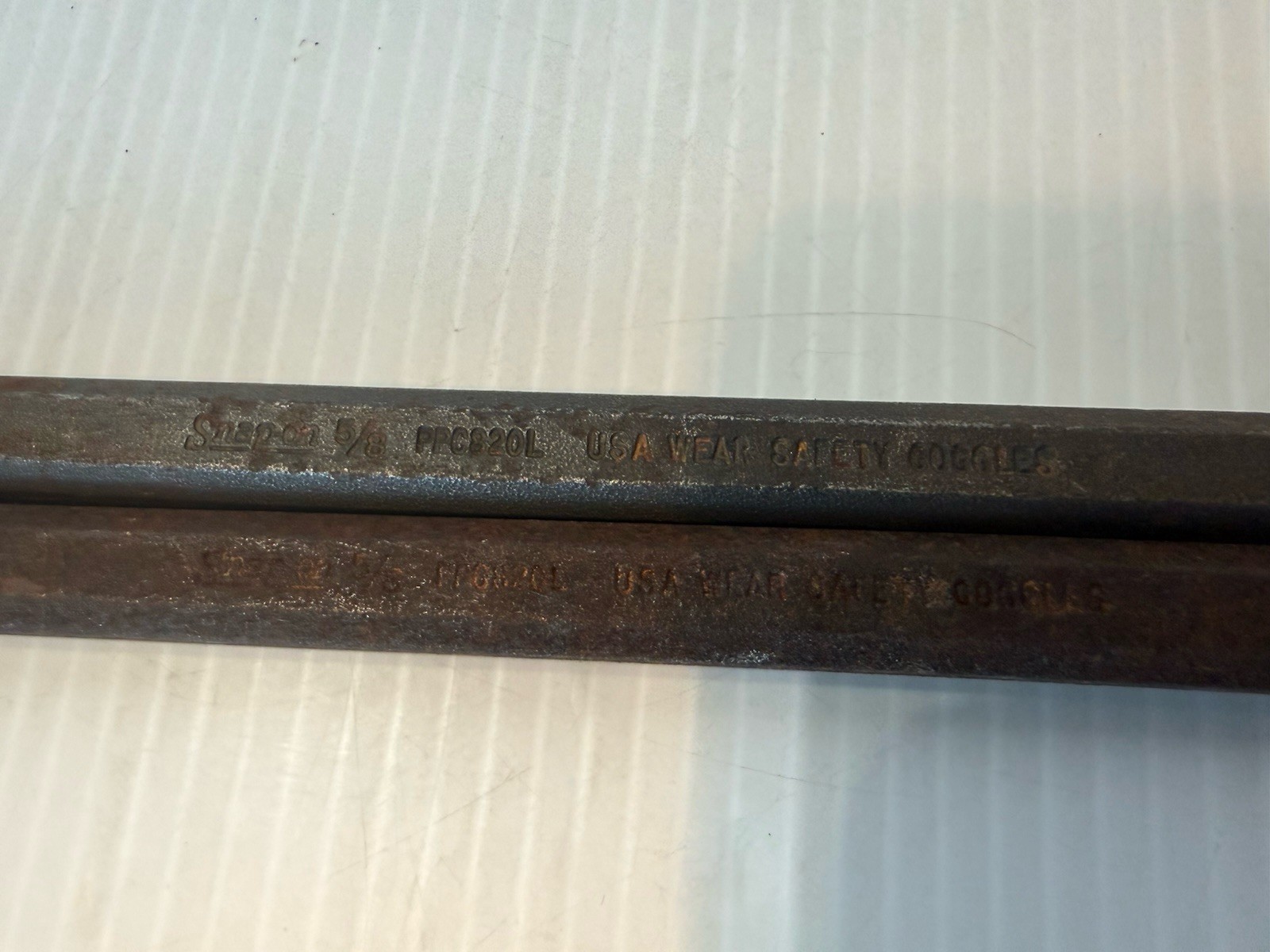(2) Snap-On 5/8″ x 16″ flat chisel (PPC820L) Made in USA
