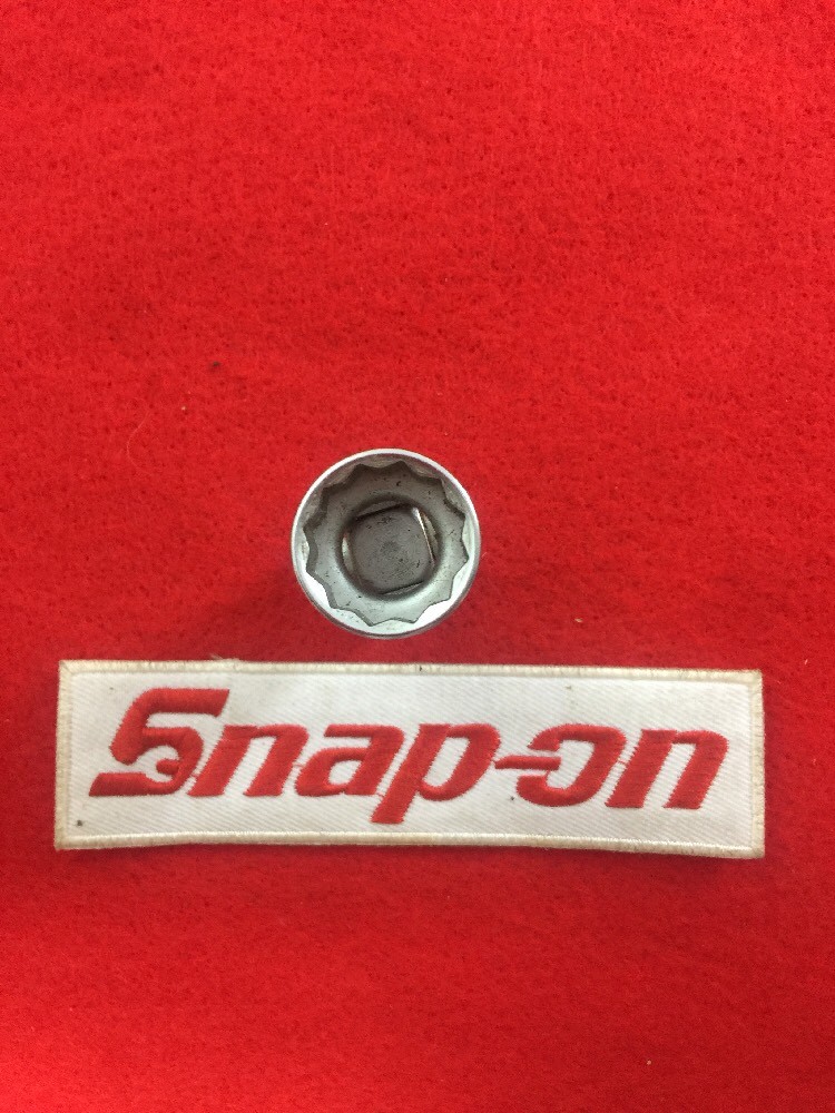 Snap-on 3/8 Drive 12-Point SAE 11/16″ Flank Drive Shallow Socket FVU22 (B17)