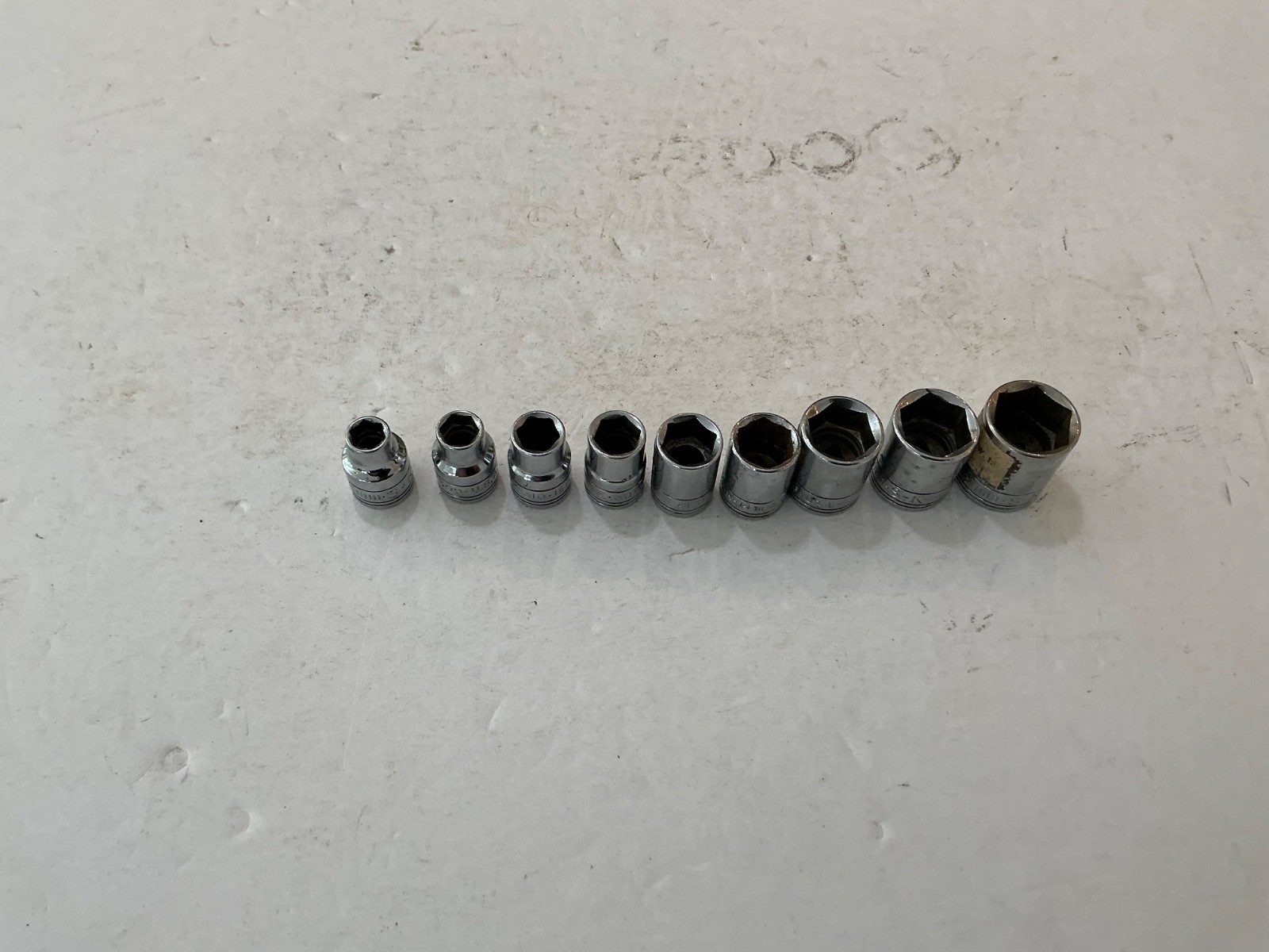 S-K tools 9 pc 3/8″ drive shallow metric socket set 7mm-19mm USA made
